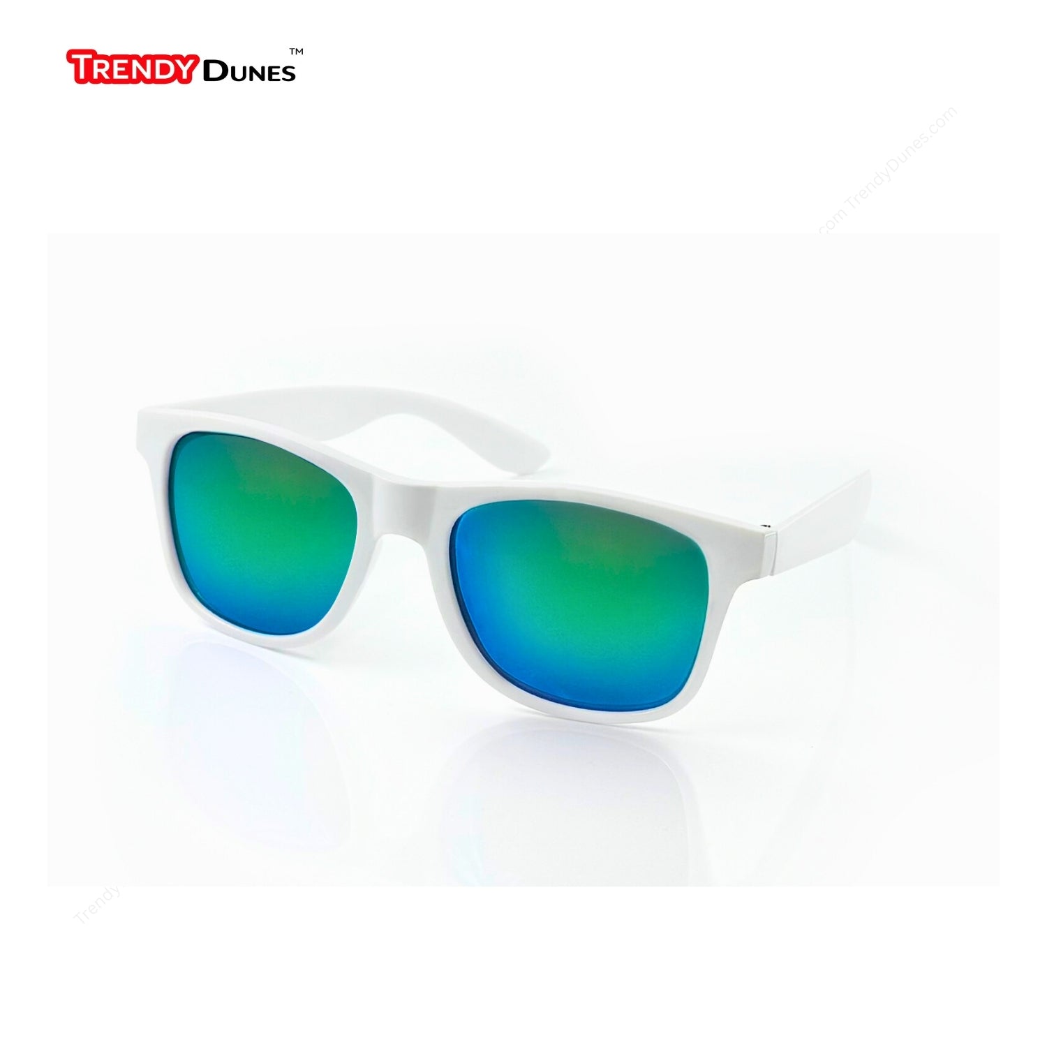 TrendyDunes Premium Polarized Wayfarer Sunglasses – Sleek Unisex Design, UV400 Protection, Lightweight Polycarbonate Frame, CE Certified. Hard EVA Zipper Case with Hook